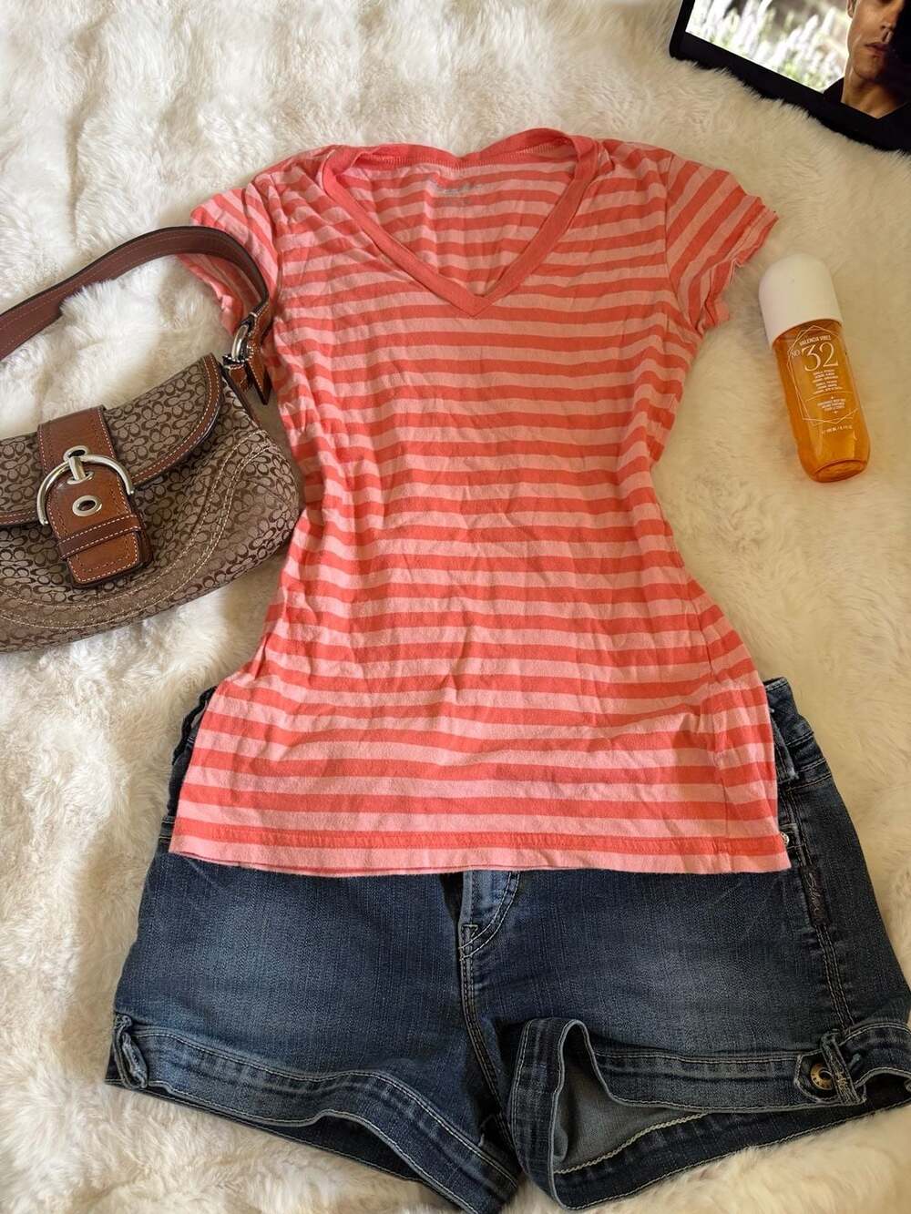 Bluenotes Striped V-Neck T-Shirt Size S Pink